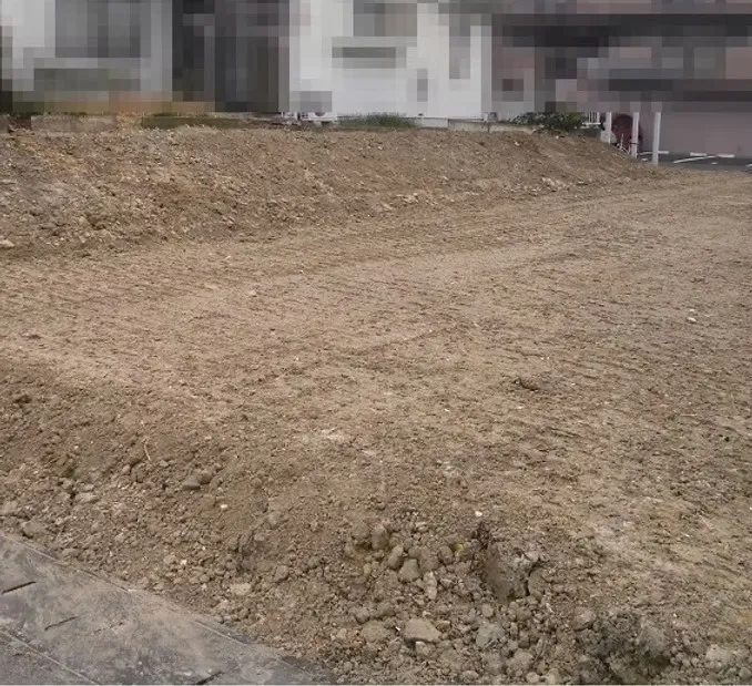 造成工事<br>東側、盛り土。