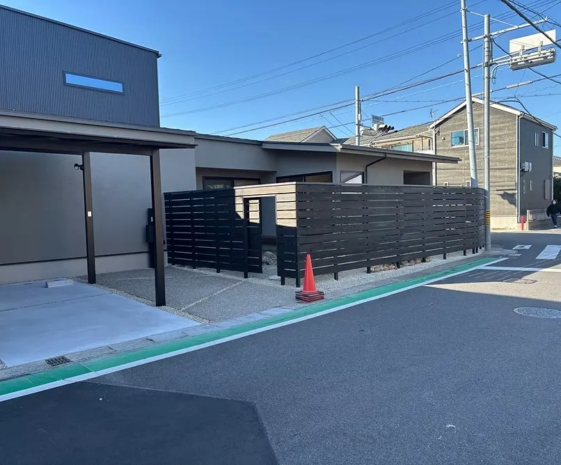 外観<br>お庭を囲んでプライベート空間を守る。