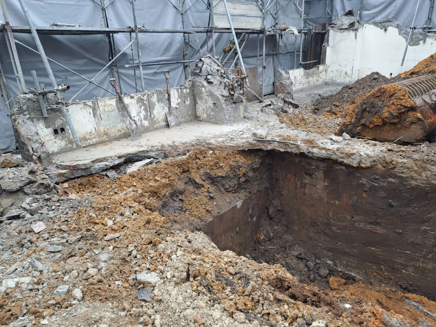 解体工事と愛知県名古屋市の地中構造物解体工事株式会社T&Sの見積もりや追加費用確認法